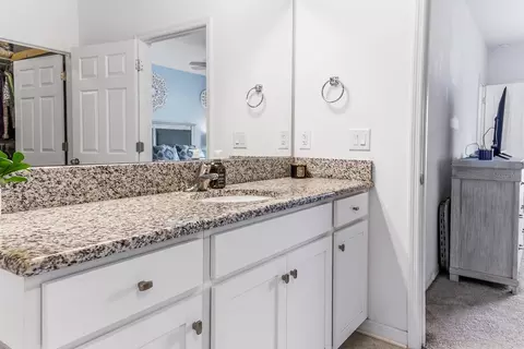 Bath - 12103 Gothic Rd, Spring Hill, FL 34610 photo 1 of 4