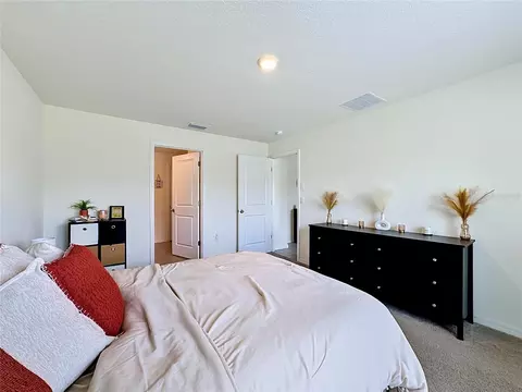 Bedroom - 16661 Windmill Forge Pass, Wimauma, FL 33598 photo 2 of 5