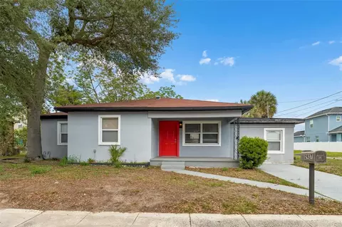 2927 Banza St, Tampa, FL 33605