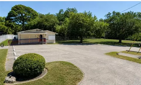 2886 Whitney Rd, Clearwater, FL 33760