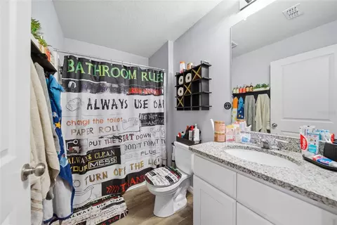 Bath - 10198 Elgin Blvd, Spring Hill, FL 34608 photo 2 of 2
