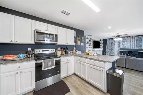 Kitchen - 10198 Elgin Blvd, Spring Hill, FL 34608 photo 2 of 4