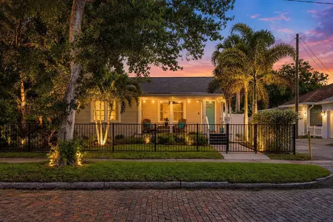 1421 21st Ave N, Saint Petersburg, FL 33704
