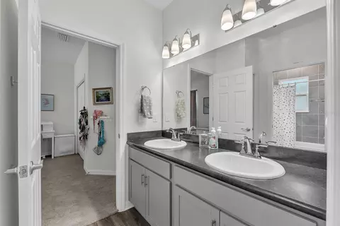 Bath - 6543 166th Pl E, Parrish, FL 34219 photo 2 of 3