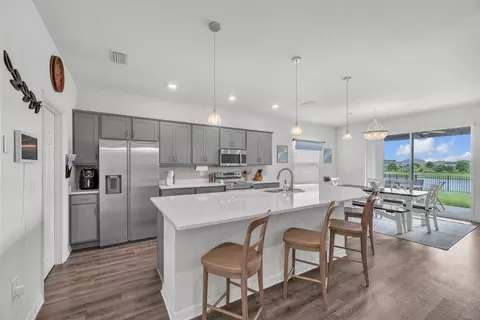Kitchen - 6543 166th Pl E, Parrish, FL 34219 photo 1 of 4