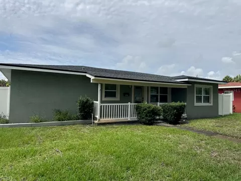 6743 Burlington Ave N, Saint Petersburg, FL 33710