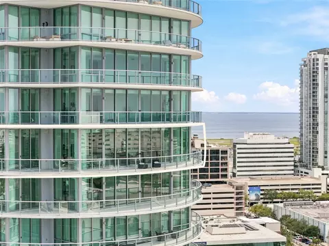 400 Central Ave #1901, Saint Petersburg, FL 33701