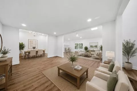 Living - 2104 Doefield Ct, Valrico, FL 33596 photo 4 of 8