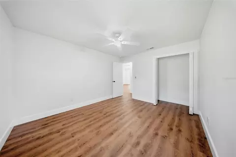 Bedroom - 2104 Doefield Ct, Valrico, FL 33596 photo 5 of 6