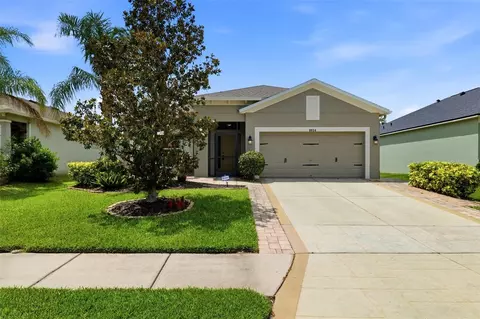 Exterior - 8854 39th Street Cir E, Parrish, FL 34219 photo 3 of 10