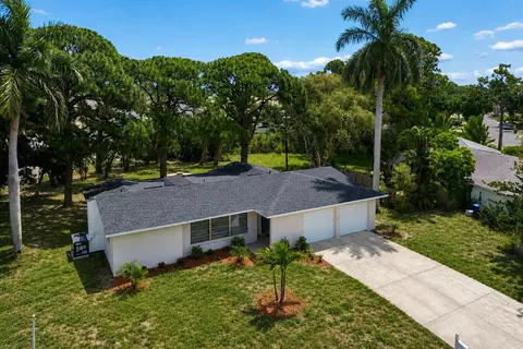 6116 7th Avenue Dr W, Bradenton, FL 34209