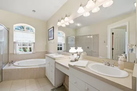 Bath - 2138 Edelweiss Loop, Trinity, FL 34655 photo 1 of 4