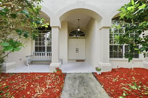 Exterior - 2138 Edelweiss Loop, Trinity, FL 34655 photo 2 of 7