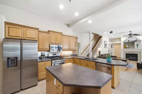 Kitchen - 2138 Edelweiss Loop, Trinity, FL 34655 photo 4 of 6
