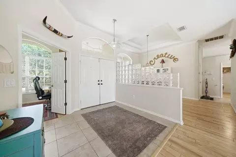 Entry Way - 2138 Edelweiss Loop, Trinity, FL 34655 photo 2 of 3