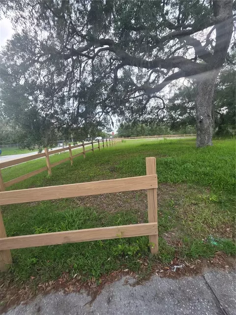 Exterior - 17820 Monteverde Dr, Spring Hill, FL 34610 photo 5 of 12