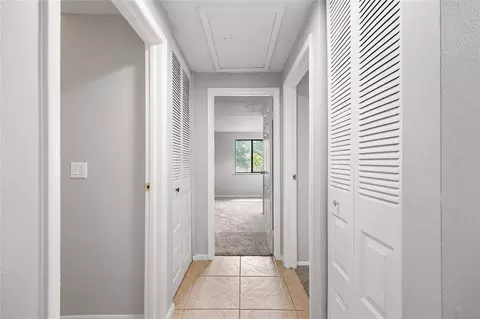 Entry Way - 627 Timber Bay Cir W, Oldsmar, FL 34677 photo 2 of 4
