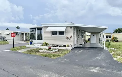7173 Mount Bristol Blvd NE #458, Saint Petersburg, FL 33702