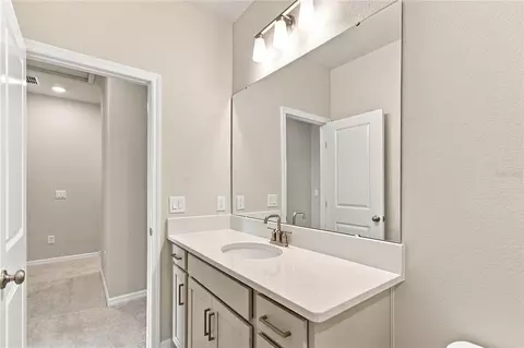 Bath - 5592 Coopers Hawk Ct, Saint Cloud, FL 34772 photo 3 of 3