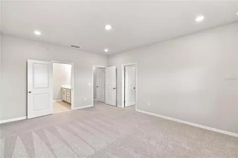 Bedroom - 5592 Coopers Hawk Ct, Saint Cloud, FL 34772 photo 3 of 7