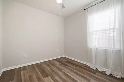Bedroom - 12261 Blue Pacific Dr, Riverview, FL 33579 photo 3 of 3