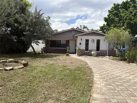 1835 Maryland Ave NE, Saint Petersburg, FL 33703