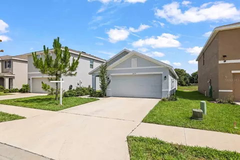 36719 Spanish Rose Dr, Dade City, FL 33525