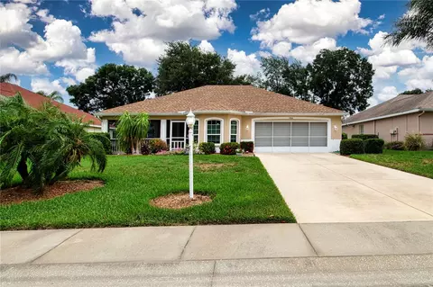 1406 Bluewater Dr, Sun City Center, FL 33573