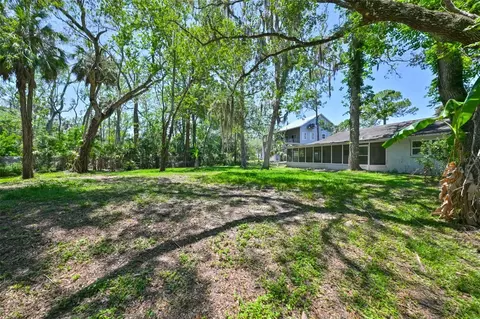 Exterior - 1578 Indian Bay Rd, Spring Hill, FL 34607 photo 7 of 9
