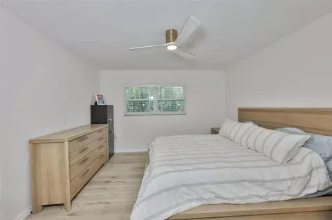 Bedroom - 1578 Indian Bay Rd, Spring Hill, FL 34607 photo 4 of 8