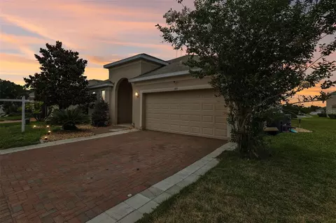 365 Jyoti Dr, Davenport, FL 33837