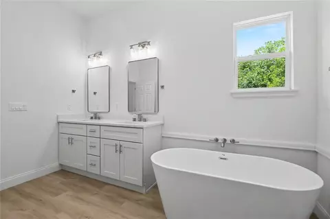 Bath - 4814 SW 166th Loop, Ocala, FL 34473 photo 1 of 5