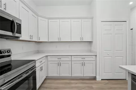Kitchen - 4814 SW 166th Loop, Ocala, FL 34473 photo 5 of 6