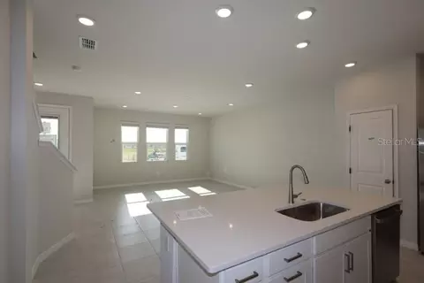 Living - Undisclosed, Saint Cloud, FL 34772 photo 1 of 3