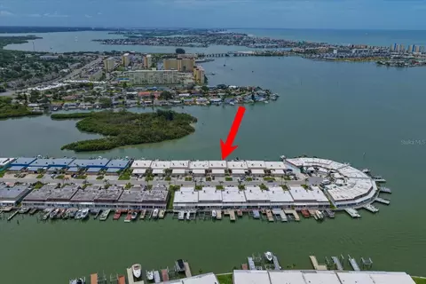 580 Boca Ciega Point Blvd S #1, Saint Petersburg, FL 33708