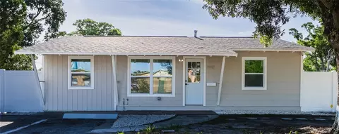 842 43rd St S, Saint Petersburg, FL 33711