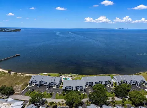 810 Bahia Del Sol Dr #16, Ruskin, FL 33570