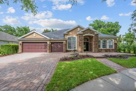 6122 Kestrelpark Dr, Lithia, FL 33547