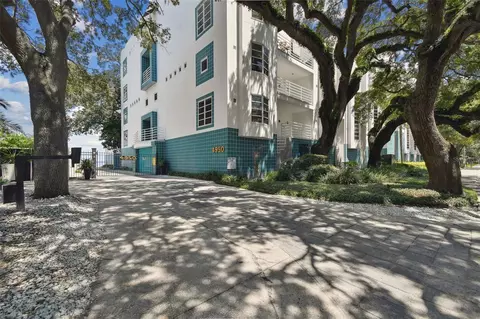 4950 Bayshore Blvd #30, Tampa, FL 33611