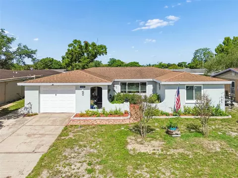 9221 Rainbow Ln, Port Richey, FL 34668