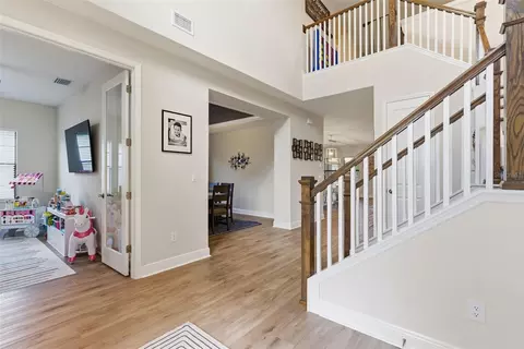 Entry Way - 12962 Steed Trace Loop, Lithia, FL 33547 photo 3 of 8