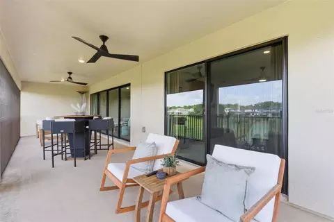 Exterior - 12962 Steed Trace Loop, Lithia, FL 33547 photo 5 of 10