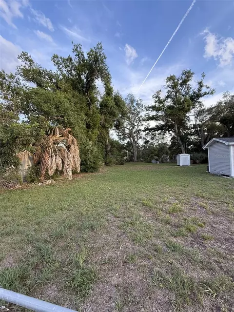 1605 E 33rd Ave, Tampa, FL 33610