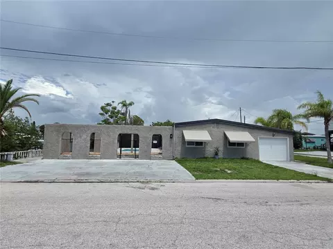 13006 Port Ct, Hudson, FL 34667