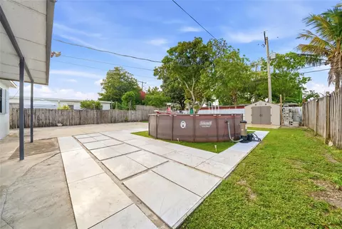Exterior - 465 E 38th St, Hialeah, FL 33013 photo 3 of 7