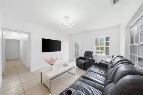 Other - 465 E 38th St, Hialeah, FL 33013 photo 4 of 8