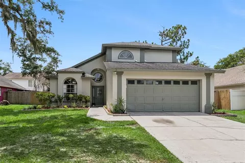 4017 Quail Briar Dr, Valrico, FL 33596