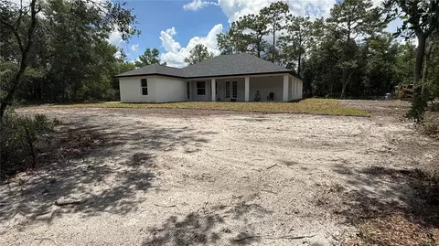 Exterior - 35031 Primrose Ln, Webster, FL 33597 photo 2 of 9