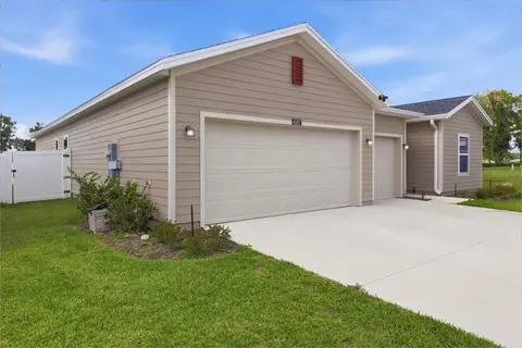 Exterior - 4587 SW 83rd Loop, Ocala, FL 34476 photo 3 of 9