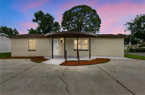 4834 Mile Stretch Dr, Holiday, FL 34690